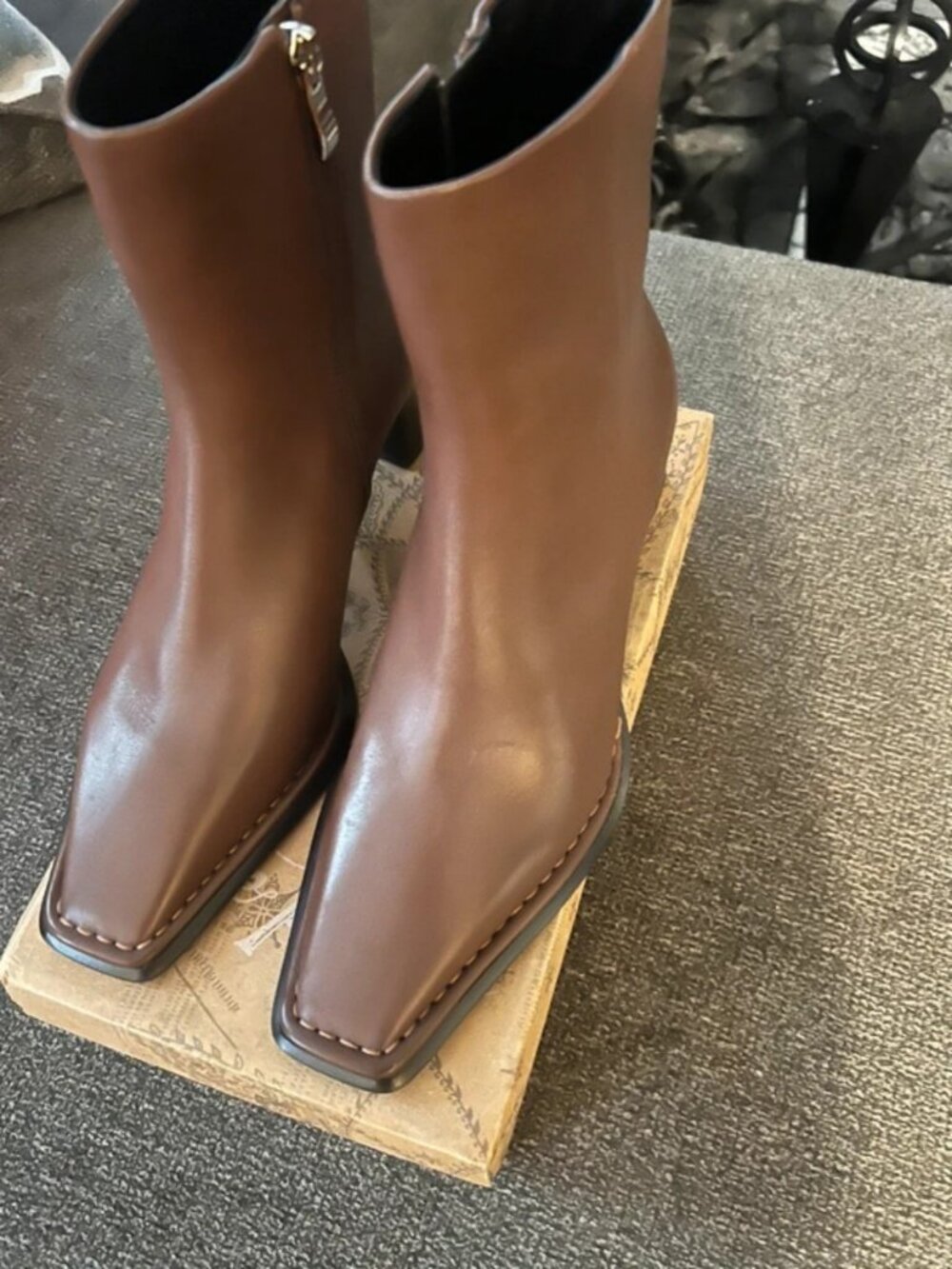 Women’s boots - Picture 3 of 5